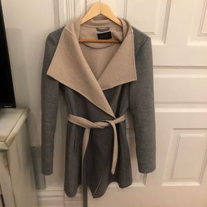 Laundry coat
